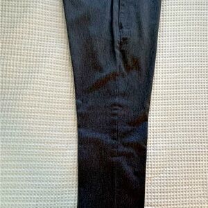 Lands End 100% cotton mens flat front chino style pants in black size 37Wx35L.